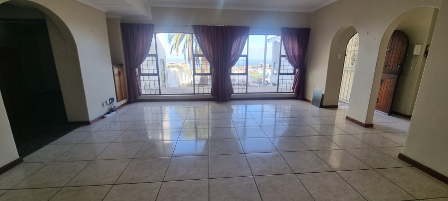 To Let 3 Bedroom Property for Rent in Mossel Bay Central Western Cape
